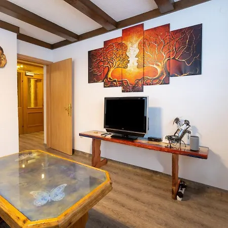 Apartment Cosy In A Charming Area *