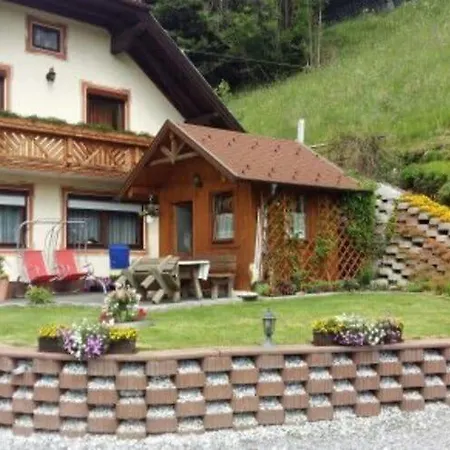 Cosy In A Charming Area Apartment *