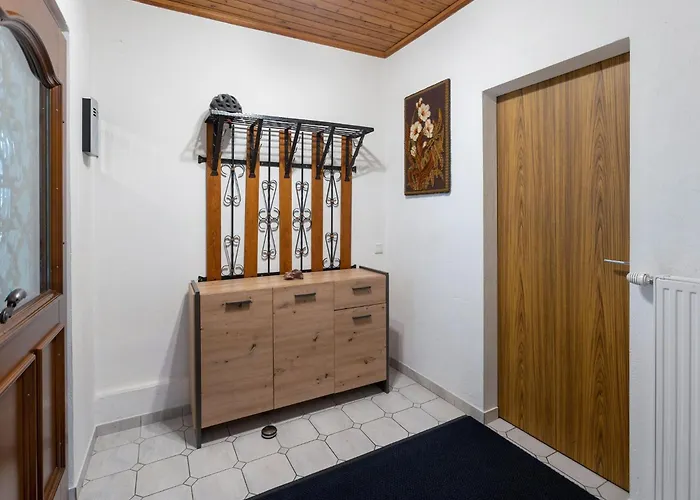 In Near Areas Daire Muhr